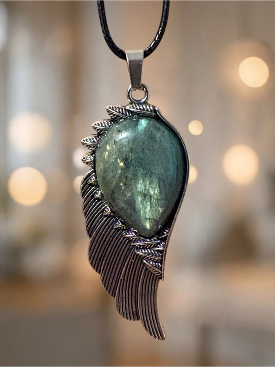 Handmade Jewelry - Stunning Natural Labradorite Angel Wing Pendant Necklace Feather Iridescent